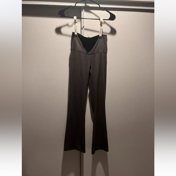 Nike Yoga Leggings Wide Leg Dark Olive Green Great Condition Small - Picture 1 of 5